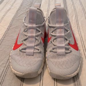 Nike Metcon grey and pink size 8